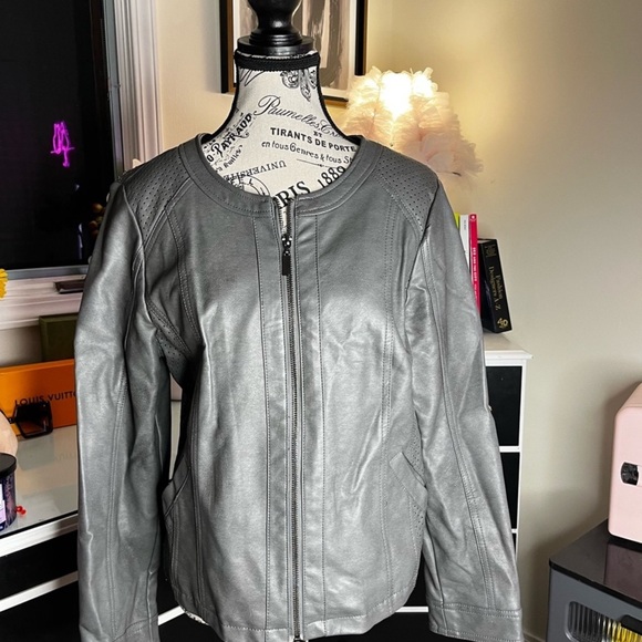 Alfani Vegan Leather Jacket - Charcoal Gray (Petite L) - Picture 3 of 4